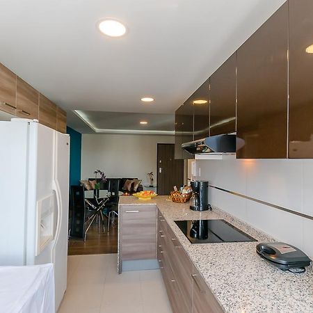 Suite De Lujo, Piso Alto, Junto Parque Carolina, Generador Electrico Кито Екстериор снимка